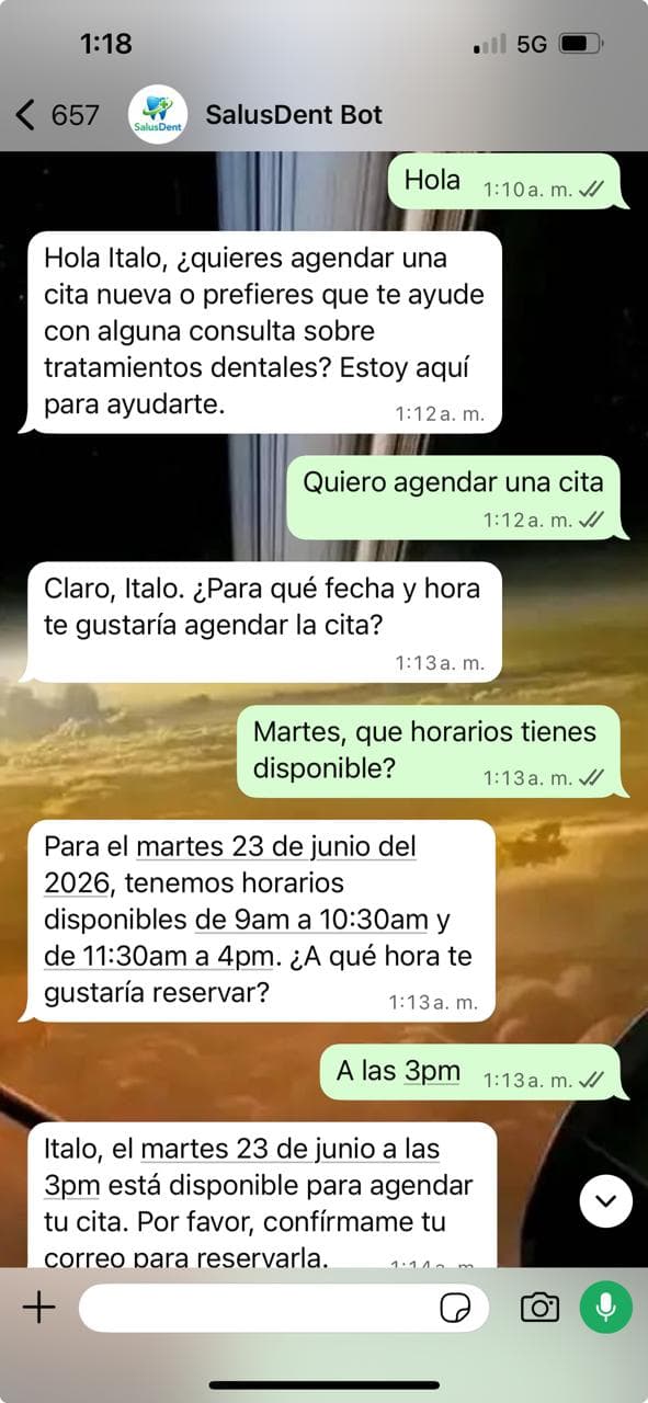SalusDent Bot saludando, consultando disponibilidad y proponiendo horarios